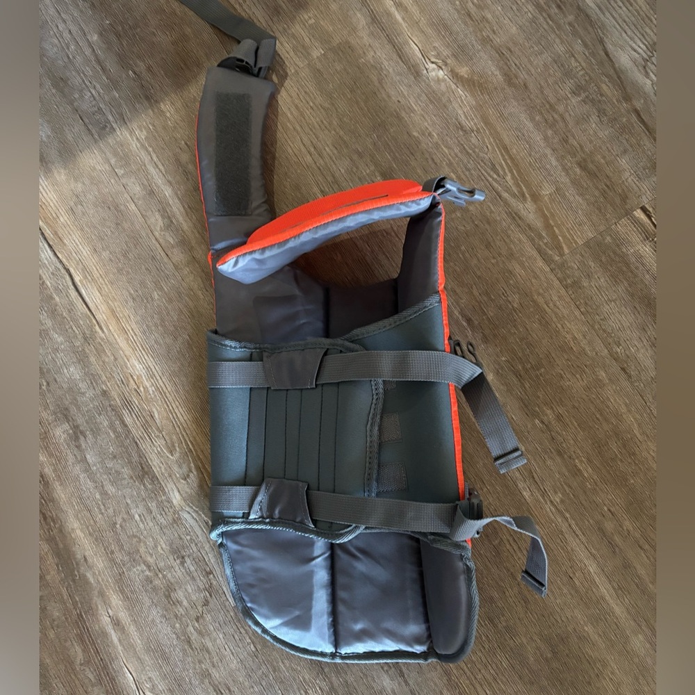 NWT Frisco Dog Life Jacket - Size Medium - Picture 3 of 4